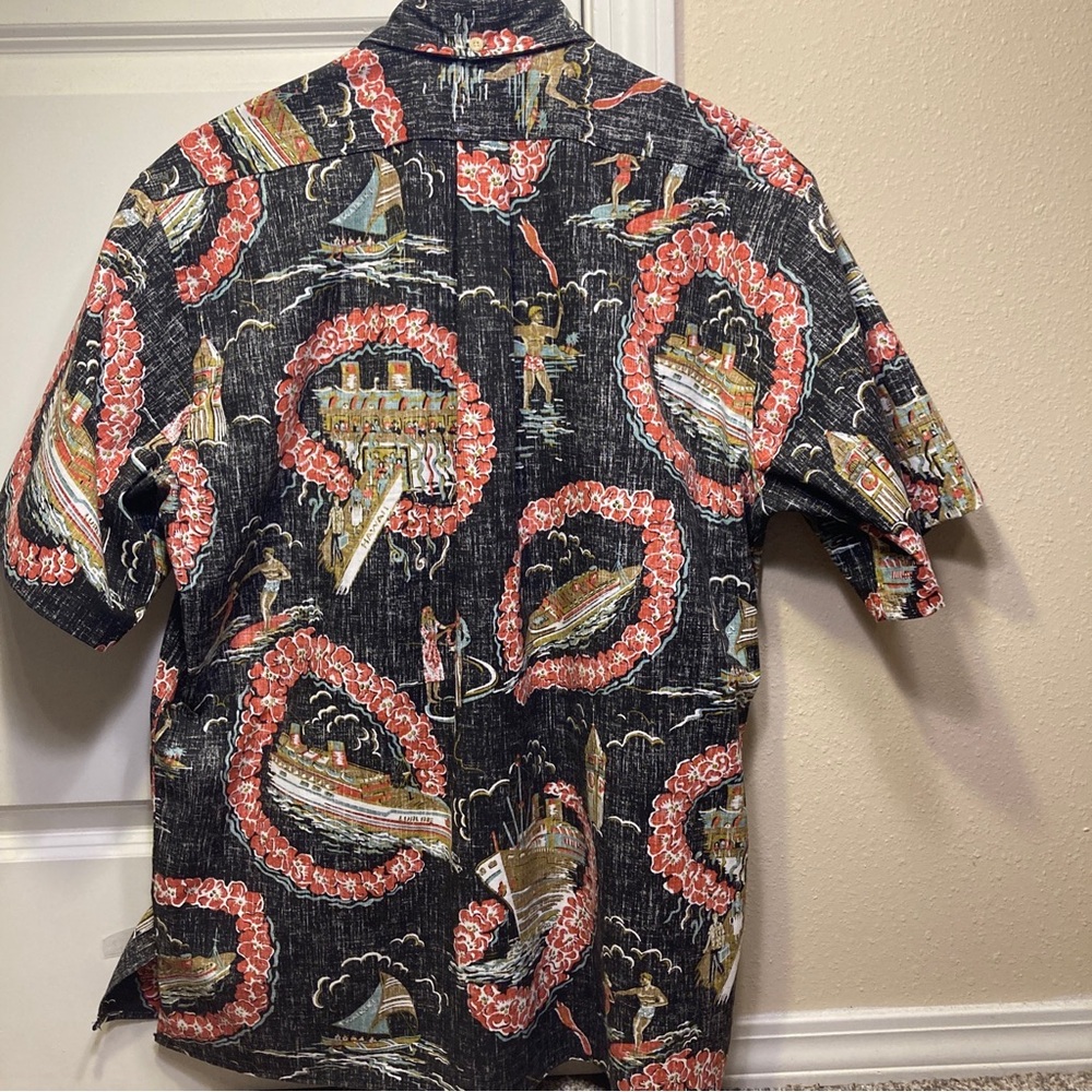 Reyn Spooner Vintage Hawaiian shirt Men’s Medium.